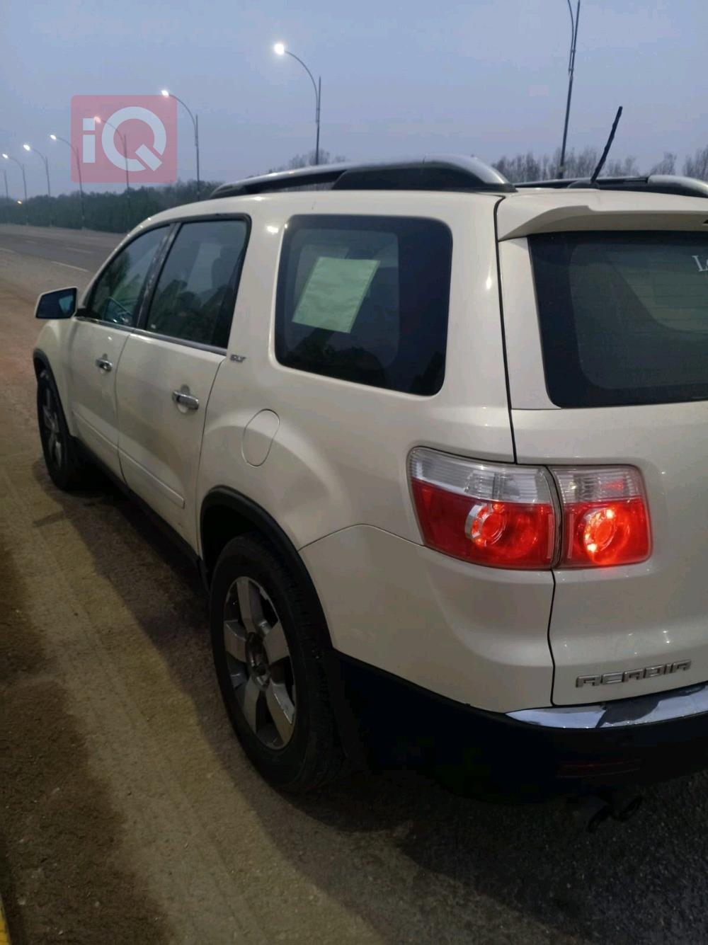 GMC Acadia